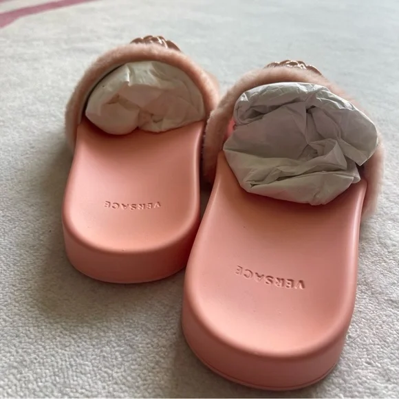 Versace Women’s La Medusa Faux Fur Slide 'Pale Pink' Size 41 - Picture 2 of 10